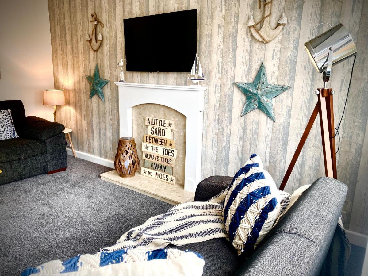 Remarkable 3-Bed Hot Tub House In Blackpool Kültér fotó